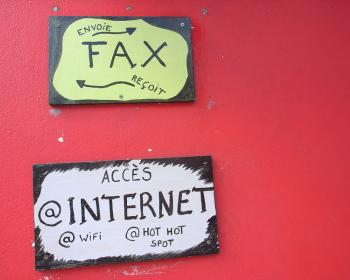 Inside the Digital Society: Digital divide or digital continuum?